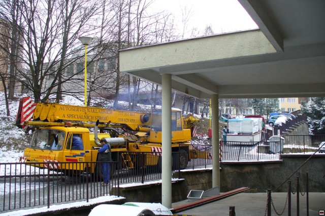 56-skládání KJ na střechu.jpg
